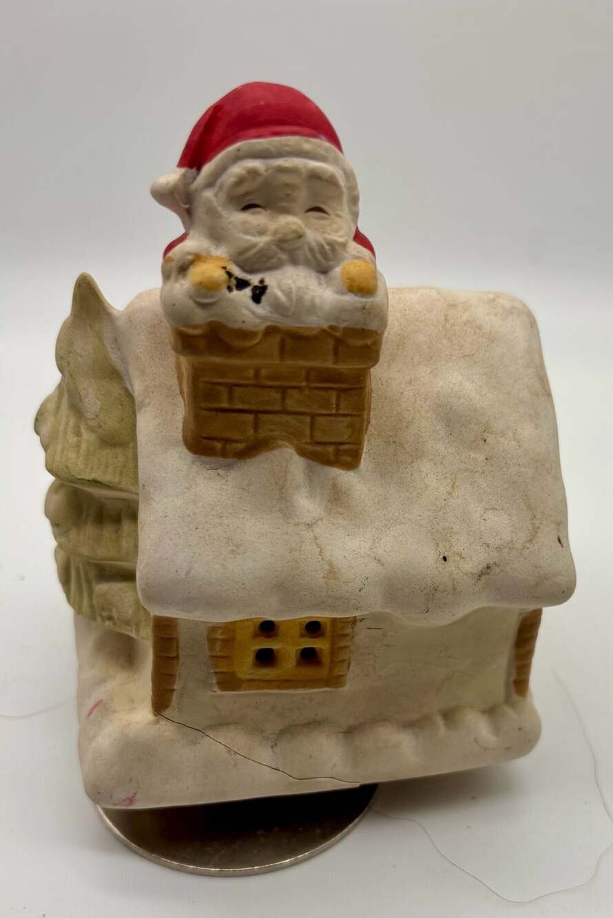 Vintage Ceramic Christmas House Music Box Santa Claus Coming to Town